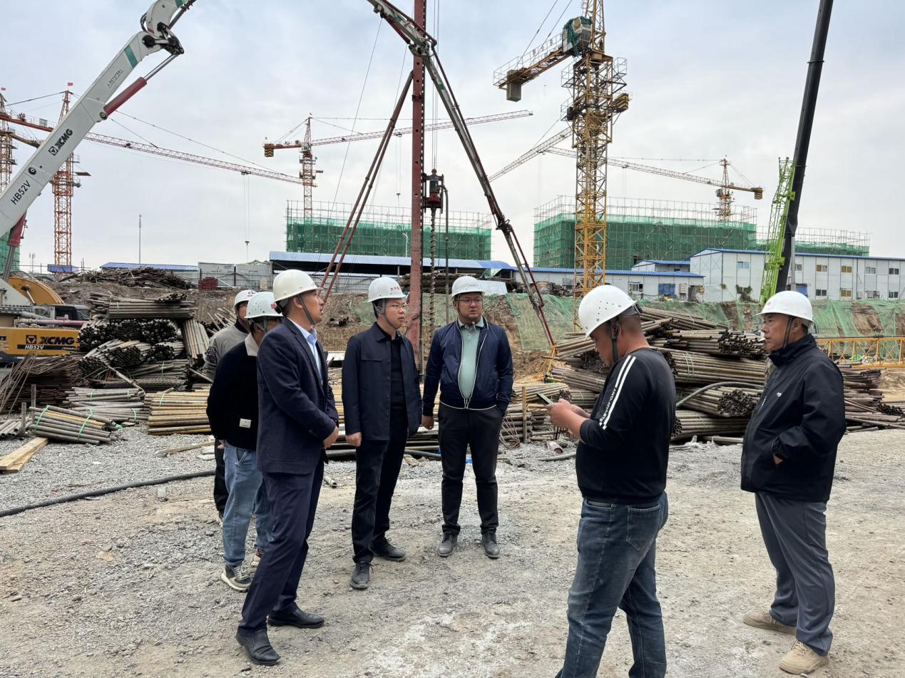 繃緊“思想弦” 扎牢“安全網” 握緊“方向盤”