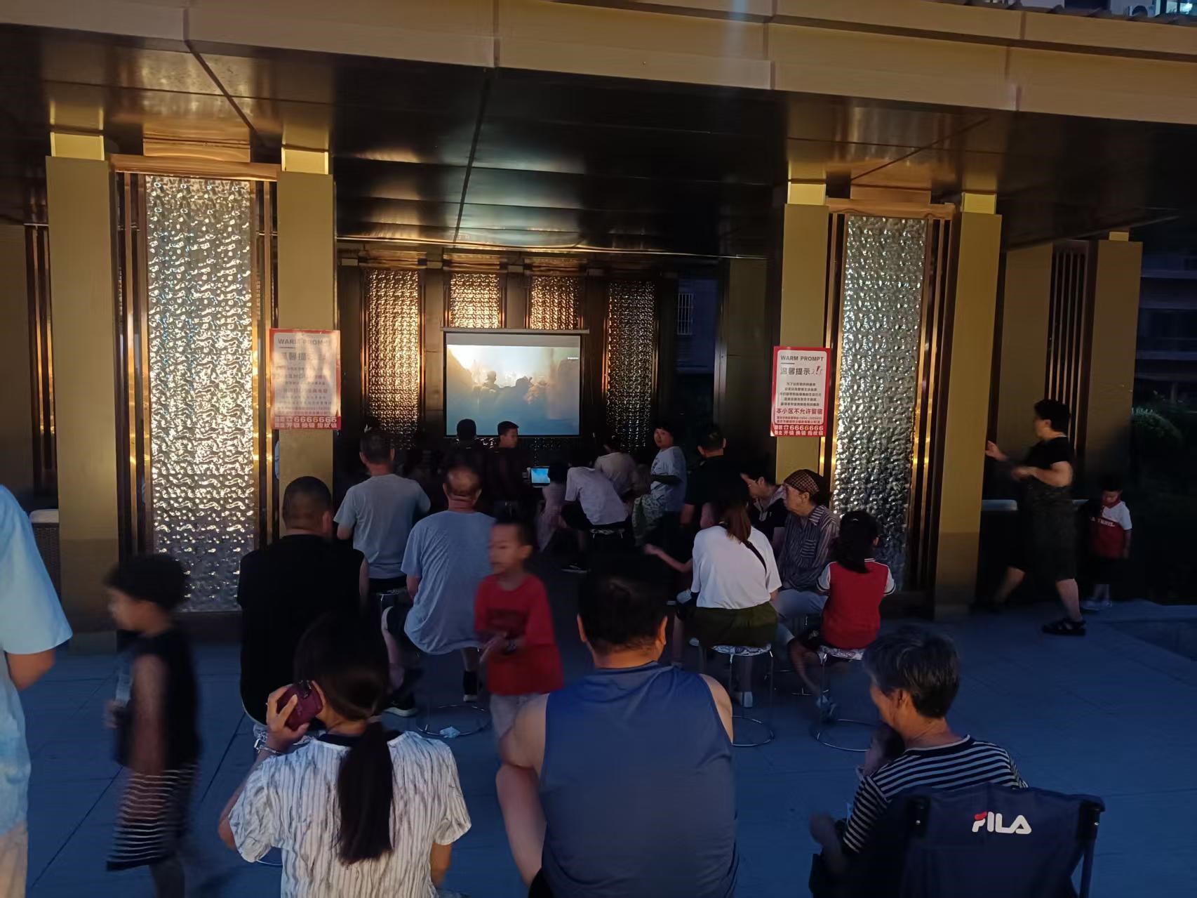 致敬軍旅情   共筑中國夢