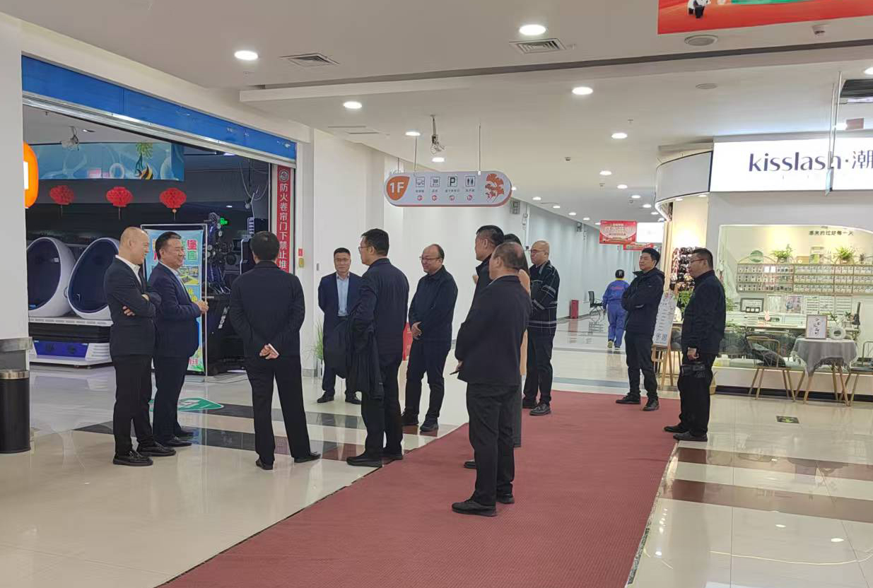 調研促發展 服務暖企心 昌吉市領導赴曦隆?銀杏廣場指導新商業建設 調研促發展 服務暖企心 昌吉市領導赴曦隆?銀杏廣場指導新商業建設